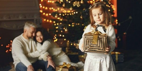 5 Kegiatan Seru Ini Bisa Dilakukan Di Hari Natal Popmama Com