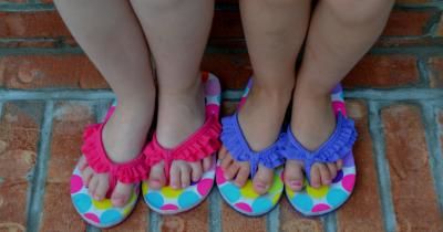 20 Rekomendasi Merek Sandal Anak Perempuan
