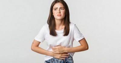 Cara Membedakan Kram Menstruasi dan Tanda Awal Kehamilan