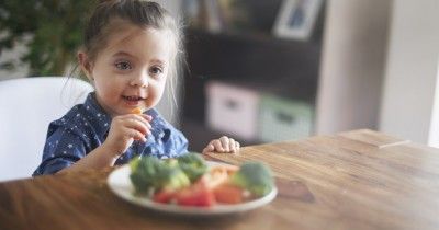 10 Superfood Meningkatkan Sistem Imun Tubuh Anak
