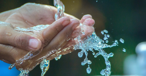 5 Manfaat Air Bersih Yang Penting Bagi Kehidupan Popmama Com
