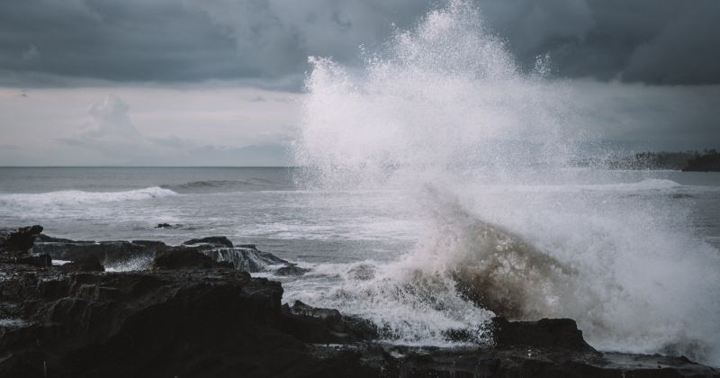 3. Berpengaruh terhadap kondisi pasang air laut