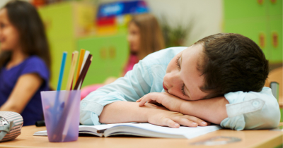 5 Tips Membangunkan Anak Sekolah Pagi Hari, Anti Drama