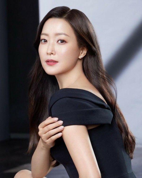 Aktris korea umur 40 tahunan