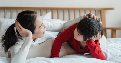 5 Tips Membangun Komunikasi yang Sehat dengan Anak