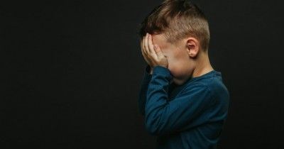 7 Cara Membuat Anak Mampu Mengatasi Takut akan Ruang Gelap