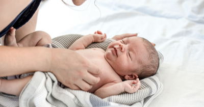 Apakah Bayi Baru Lahir Boleh Menggunakan Losion?