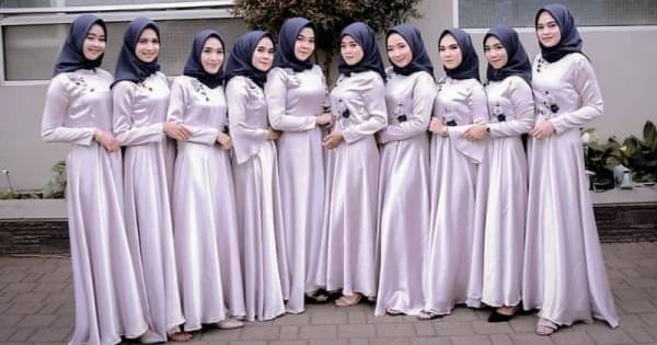 model baju bridesmaid tanpa hijab