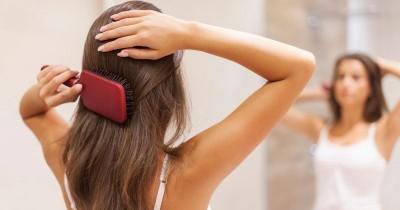 7 Cara Mengatasi Rambut Rontok setelah Melahirkan