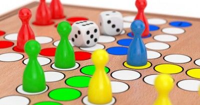 7 Manfaat Penting Mengajak Anak Bermain Board Game