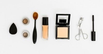 5 Cara Tepat Menggunakan Base Makeup agar Riasan Sempurna