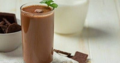 5 Manfaat Susu Cokelat untuk Kesehatan Ibu Menyusui