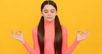 7 Jenis Meditasi Terpandu Mengatasi Stres Remaja