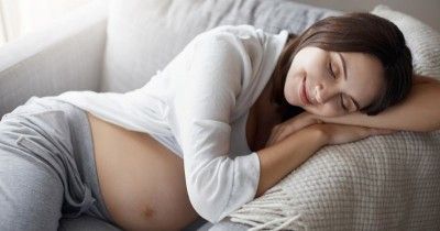 Bagaimana Posisi Tidur Baik Ibu Hamil