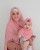4. Risty Tagor anak ketiga tampil mengenakan hijab pink