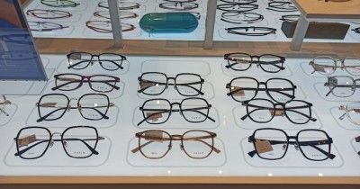 Bukan Hanya untuk Baca, Ini Pertimbangan Memilih Kacamata untuk Remaja