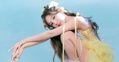 Fakta Debut Solo Nayeon TWICE, Idol Multilatenta Kesukaan Remaja