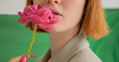 8 Cara Mencerahkan Bibir Hitam agar Merah Alami, Mudah Ampuh