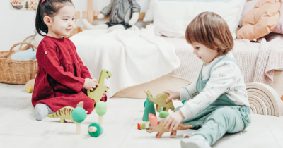 13 Mainan Anak 2 Tahun Edukatif Perkembangan Otak