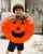 6. Kyrie ikut merayakan halloween berpakaian a la Jack O'Lantern