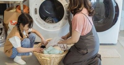 Kumpulan Kasus Anak Masuk ke Dalam Mesin Cuci, Orangtua Perlu Waspada