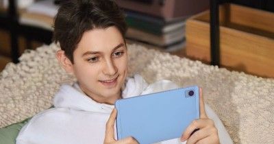 5 Hal yang Bisa Dipertimbankan Orangtua saat Memberikan Anak Tablet