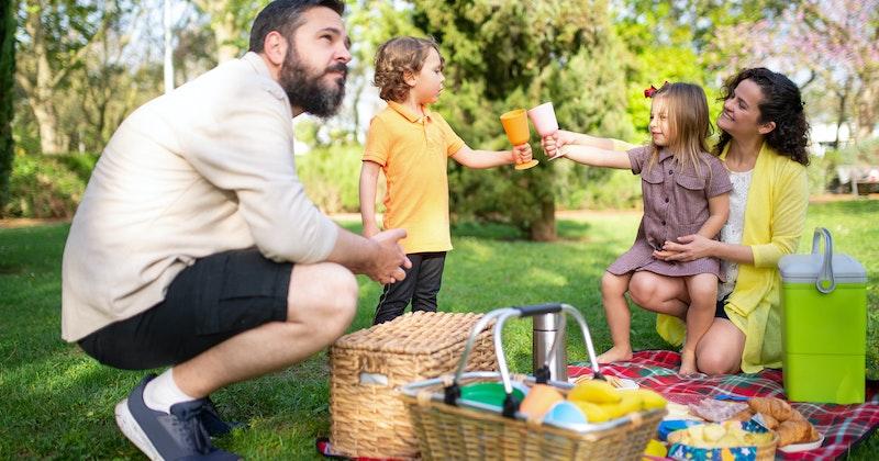 4. Kenalkan si kecil lingkungan secara perlahan, tidak perlu terburu-buru