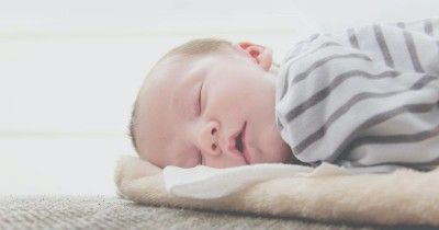 Masalah Tidur yang Dialami Bayi Berdasarkan Usianya