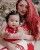 1. Potret Siti Badriah rambut merah keriting
