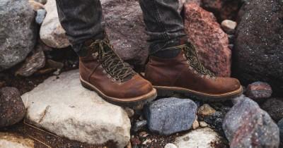 Cara Merawat Sepatu Boots agar Tahan Lama, Ketahui Juga Bahan Kulitnya