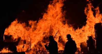 Toko Agen Gas Kebakaran, 65 Personel Damkar DKI Dikerahkan