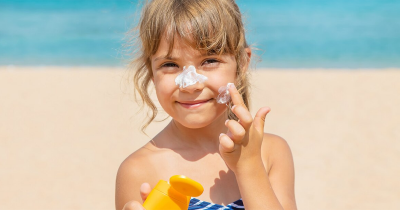 7 Rekomendasi Sunscreen Anak SD, Pilih Mana