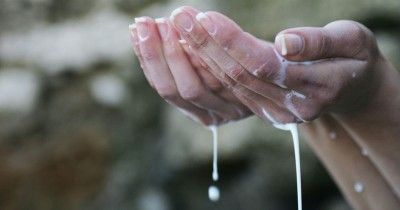 Hukum Mengeluarkan Air Mani Siang Hari Bulan Ramadan