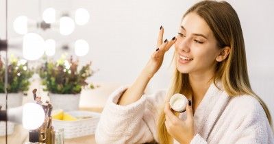 10 Rekomendasi Produk Skincare Mengatasi Penuaan Kulit