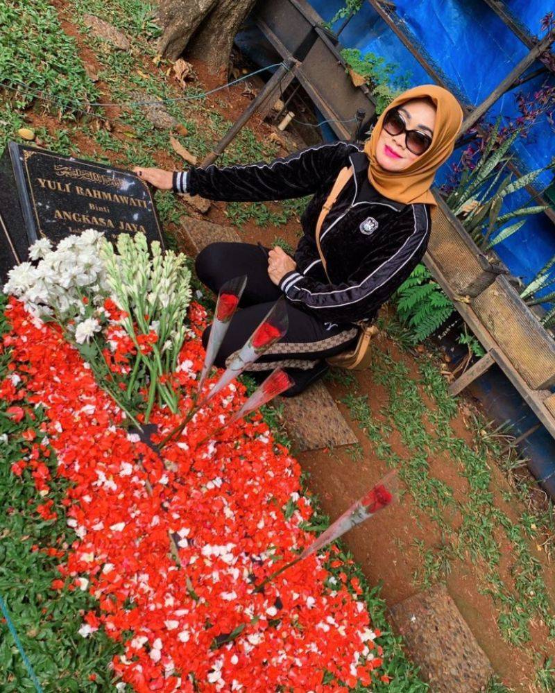 4. Kondisi terkini ibunda Julia Perez