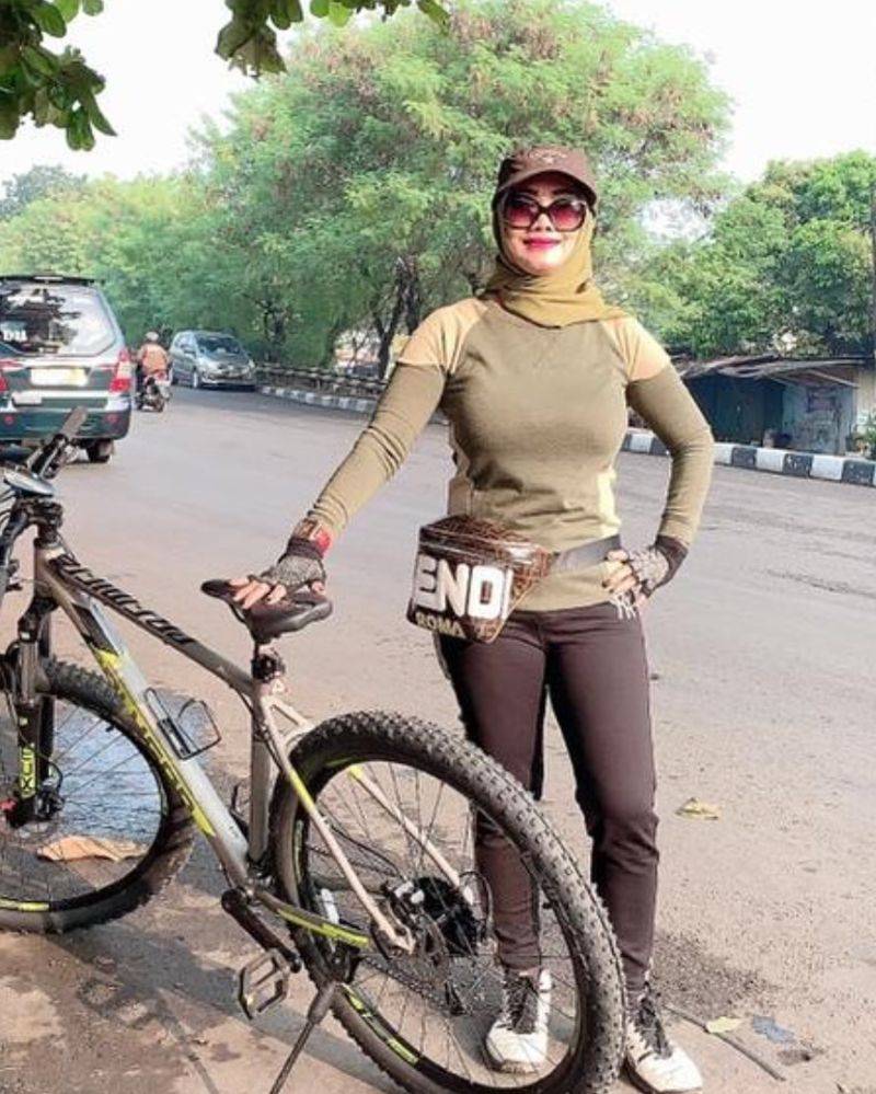 5. Adik Julia Perez memohon doa ibunya