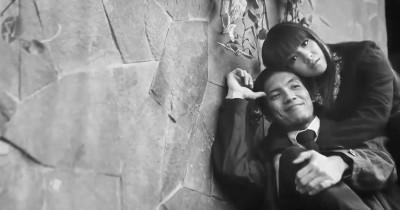10 Foto Jadul Pre-Wedding Desta Natasha Rizky, Konsep Hitam Putih