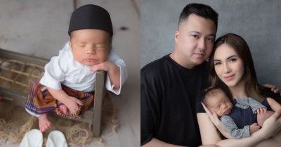 7 Newborn Photoshoot Anak Syahra Larez Pakai Baju Koko, Gemas!